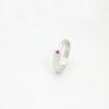 Anillo de plata y piedra Rubí